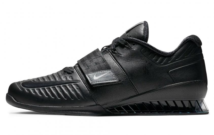 Romaleos 3 black and deals gold